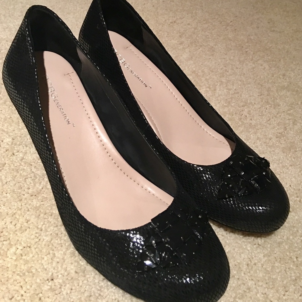 BCBG sequins wedge